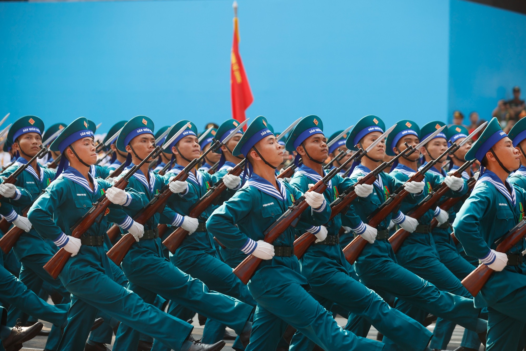 Khối nam dân quân biển - Ảnh: VGP/Nhật Bắc