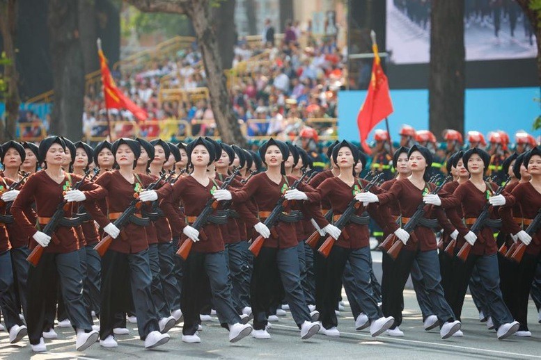 Khối nữ Dân quân miền Bắc - Ảnh: VGP/Nhật Bắc