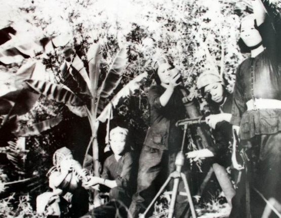Ảnh với chú thích