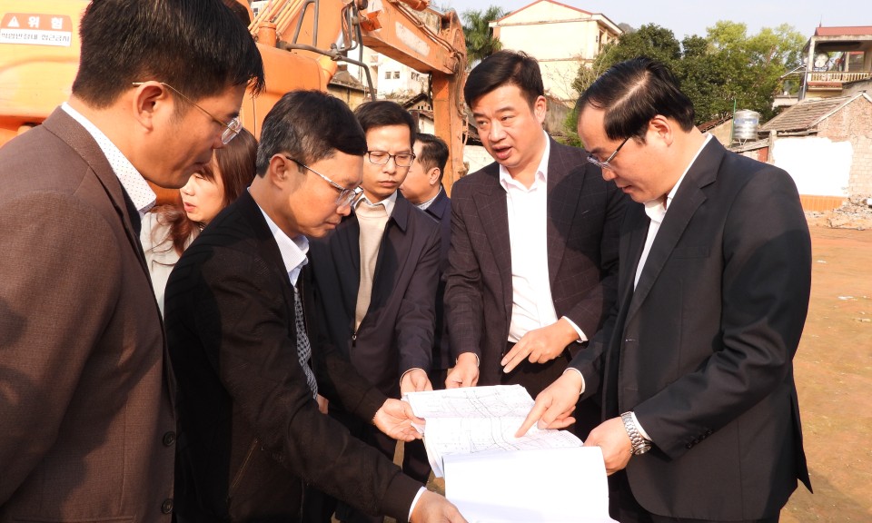 Đồng hành cùng nhà đầu tư