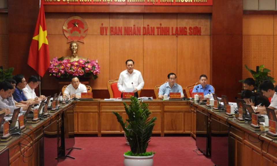省人民委员会召开4月份例行会（第二次会议）：审议决定八项重要内容