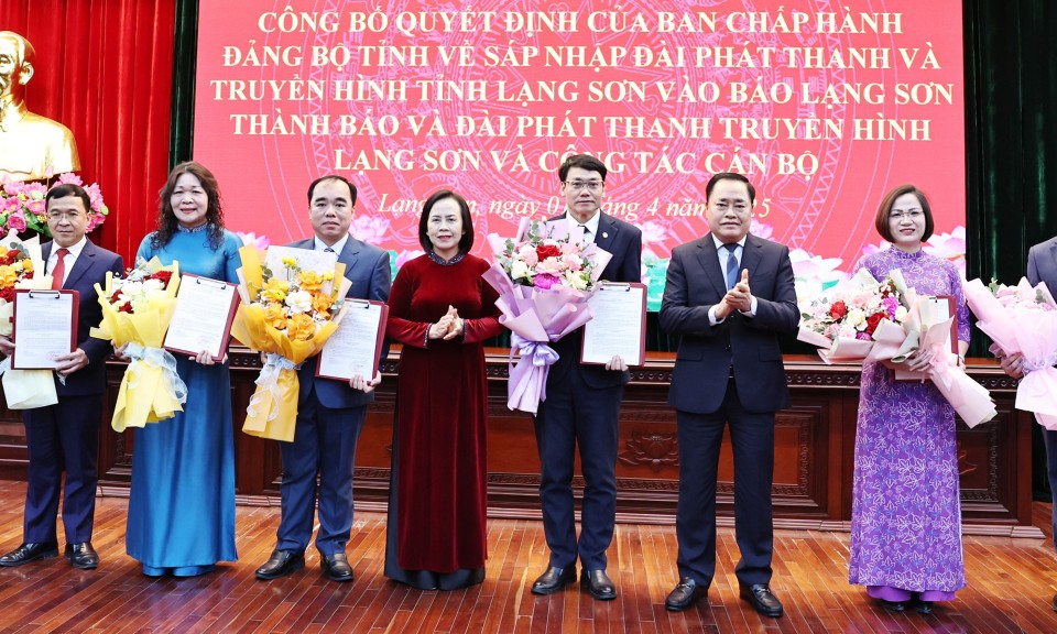 61 năm ấy  biết bao nhiêu tình