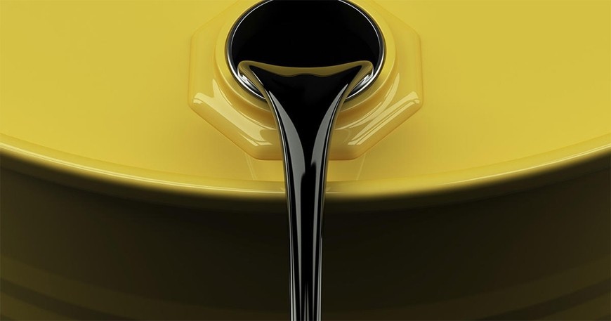 Trong tháng 4, giá dầu Brent đã giảm 15% và giá dầu WTI giảm tới 18%. Ảnh minh họa: Planet Energies