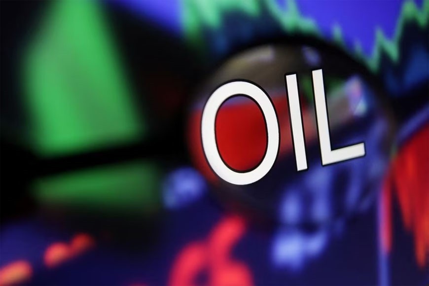 Cả dầu Brent và WTI cùng bắt đầu tuần mới trong sắc xanh. Ảnh minh họa: Reuters