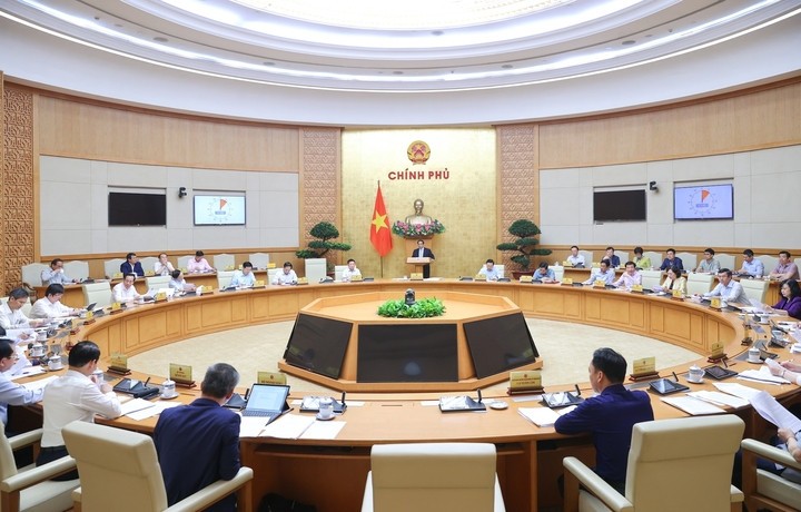 Toàn cảnh phiên họp chuyên đề pháp luật lần tháng 4 của Chính phủ. (Ảnh: VGP)