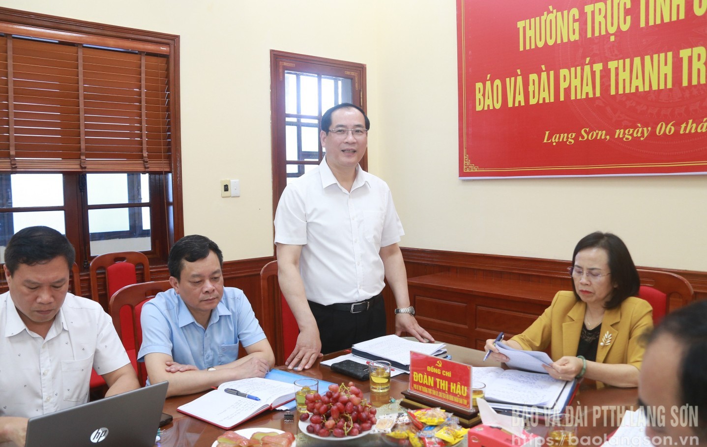 Đồng chí Dương Xuân Huyên, Phó Chủ tịch Thường trực UBND tỉnh phát biểu ý kiến tại buổi làm việc