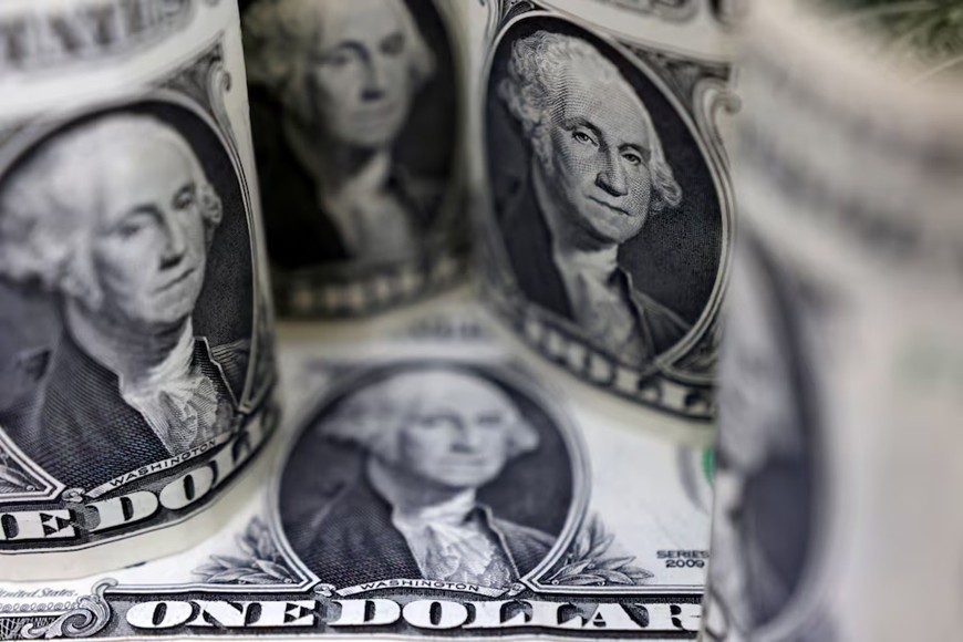 Tỷ giá USD hôm nay, 7-5: Đồng USD tiếp đà giảm, EUR tăng. Ảnh: Reuters