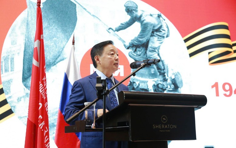 Phó Thủ tướng Trần Hồng Hà nhấn mạnh, tình hữu nghị thủy chung son sắt giữa hai dân tộc Việt - Nga được tôi luyện qua thử thách của lịch sử và tiếp tục được vun đắp trong hòa bình hôm nay - Ảnh: VGP/Tuấn Dũng