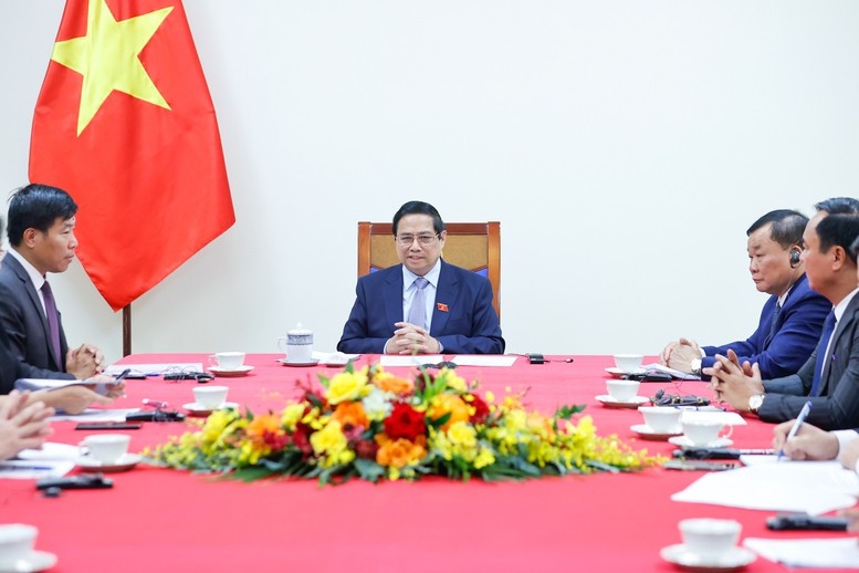 Thủ tướng Chính phủ Phạm Minh Chính điện đàm với Thủ tướng Australia Anthony Albanese - Ảnh: VGP/Nhật Bắc