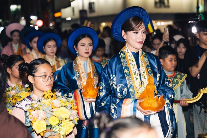 Lê Hoàng Phương mong muốn lan tỏa tinh thần từ bi, trí tuệ và hòa bình mà Vesak hướng đến. (Ảnh: CTV/Vietnam+)