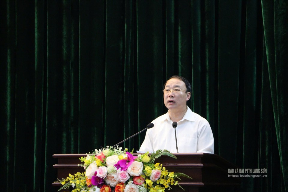 Đồng chí Nguyễn Công Trưởng, Ủy viên Ban Thường vụ Tỉnh ủy, Chủ nhiệm Ủy ban Kiểm tra Tỉnh ủy phát biểu tại hội nghị