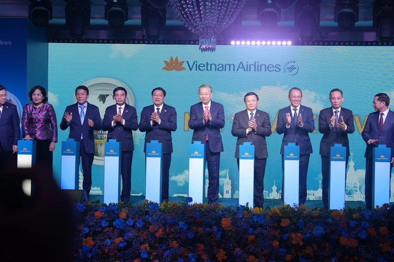 Tổng Bí thư Tô Lâm và các đại biểu tại Lễ Công bố đường bay thẳng Hà Nội-Moskva.