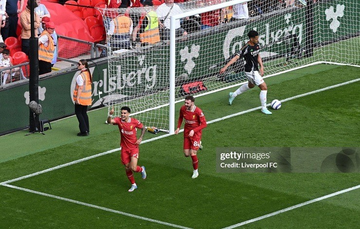 Liverpool và Arsenal tạo nên trận hòa đầy kịch tính. Ảnh: Getty