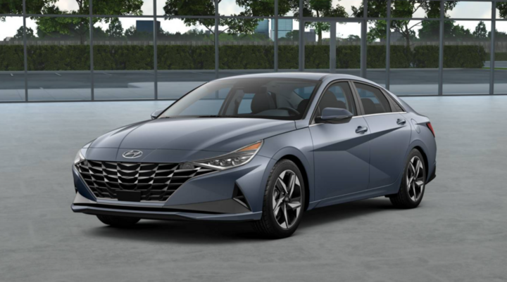 Hyundai Elantra Hybrid 2025.