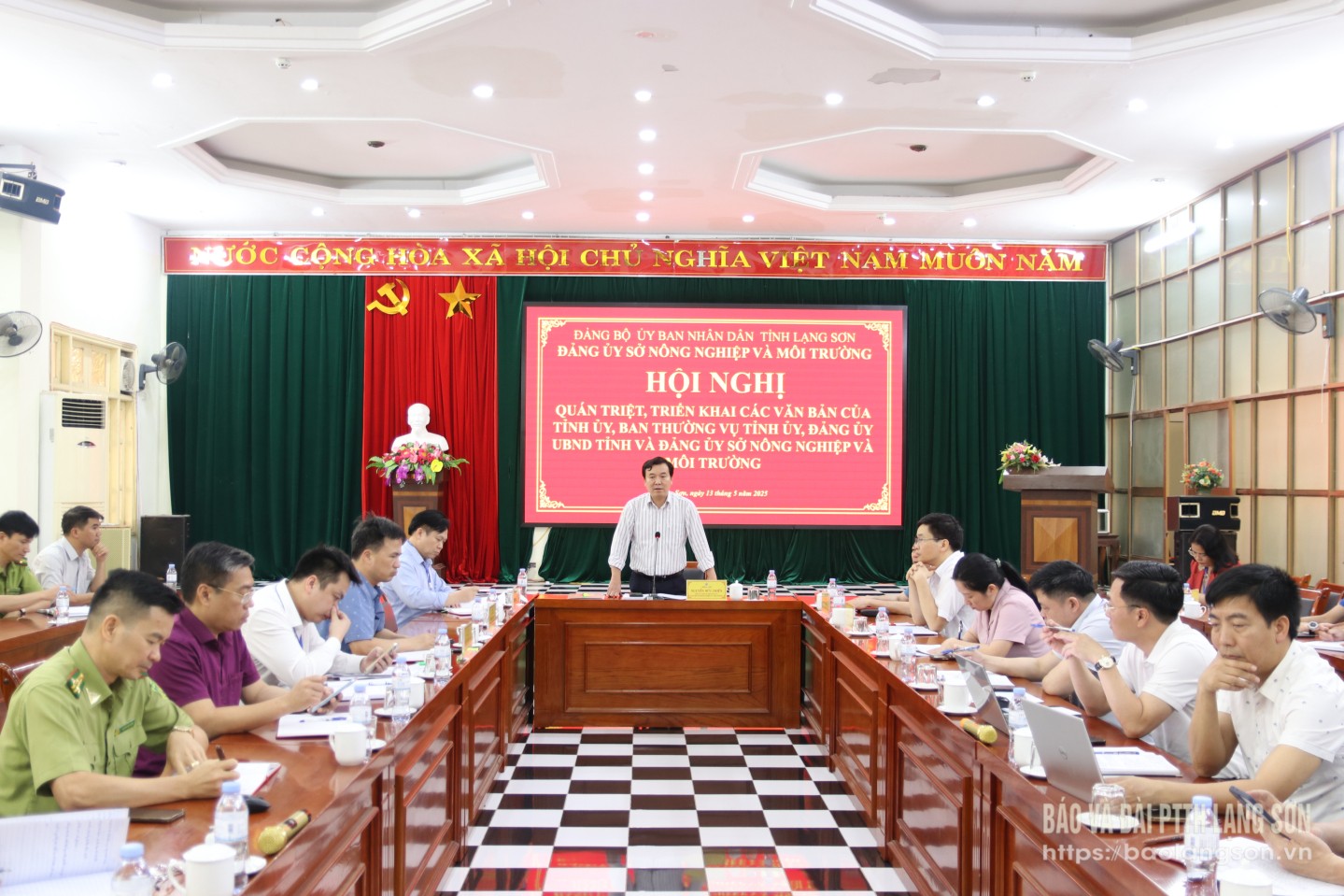 Lãnh đạo Đảng ủy Sở NN&MT phát biểu tại hội nghị