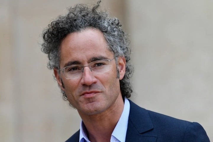 Alex Karp.