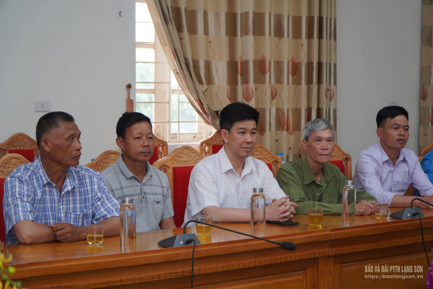 Các đại biểu tham gia chương trình gặp mặt