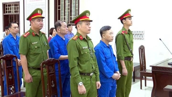 3 bị cáo tại phiên tòa phúc thẩm. (Ảnh: Thế Duyệt)