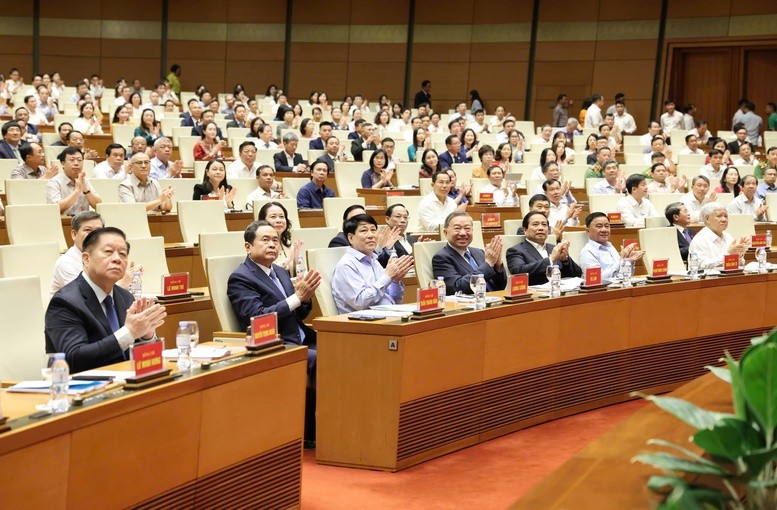 Các đại biểu tham dự Hội nghị toàn quốc quán triệt và triển khai thực hiện Nghị quyết số 66-NQ/TW - Ảnh: VGP/Nhật Bắc