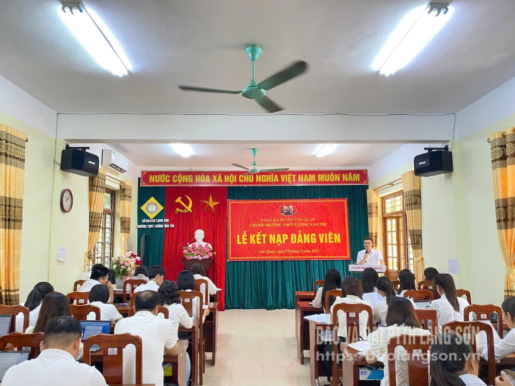 Quang cảnh buổi Lễ kết nạp