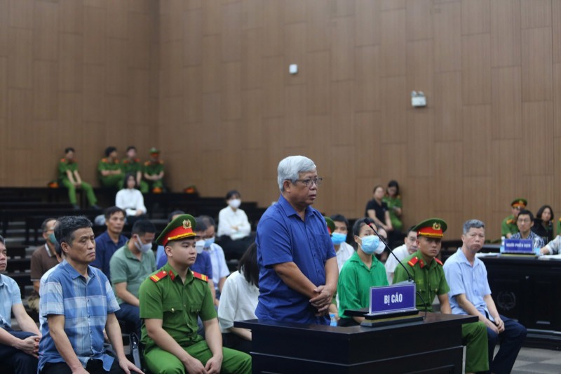Bị cáo Nguyễn Linh Ngọc (cựu Thứ trưởng Bộ Tài nguyên và Môi trường). 