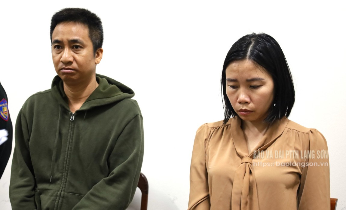 anh,3,doi,tuong,pham,tuan,phong,va,dong,thi,minh,thang,20494021.jpg