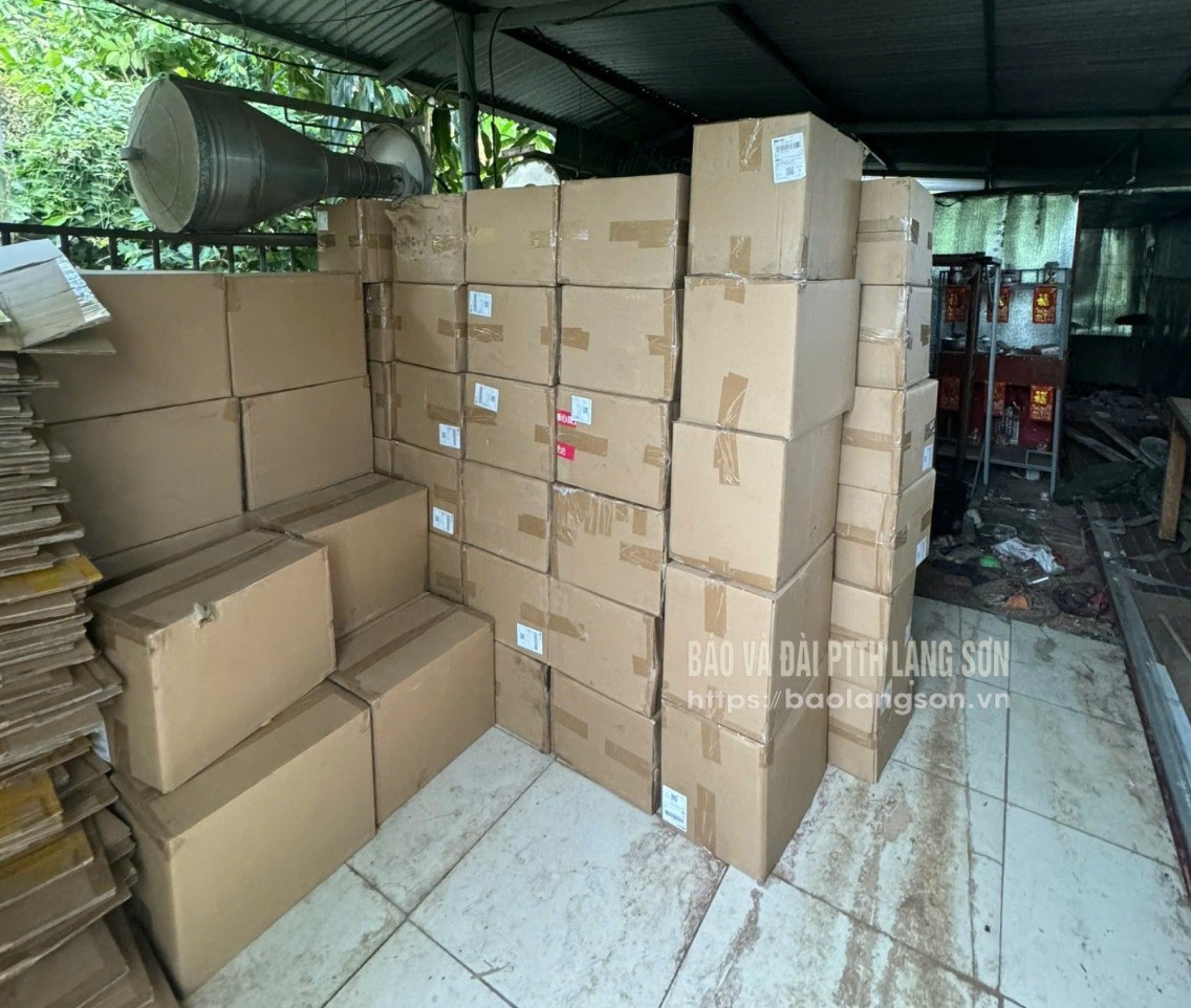 anh,6,mot,so,tang,vat,co,quan,cong,an,thu,giu,20500421.jpg