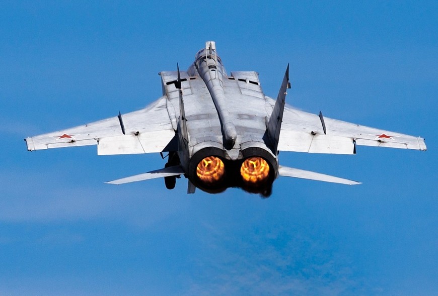 R-37M là trang bị chính trên máy bay tiêm kích hạng nặng Mig-31BM của Không quân Nga. Ảnh: RIAN