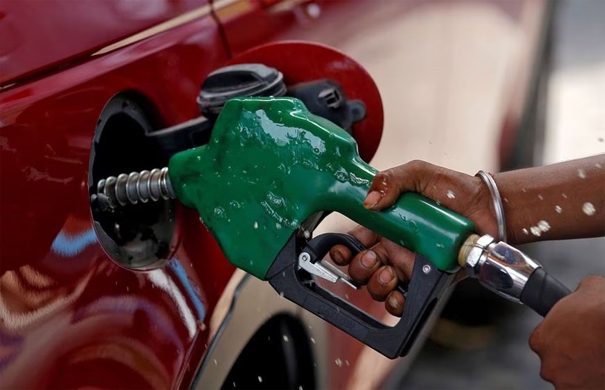 Theo các chuyên gia kinh tế, giá dầu nhiều khả năng sẽ tiếp tục giảm nếu OPEC+ tăng dần sản lượng. Ảnh minh họa: Reuters