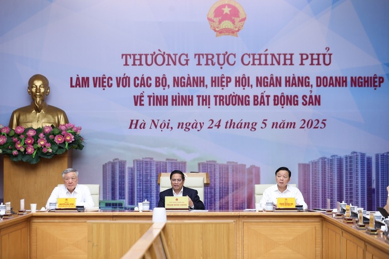 Thủ tướng Chính phủ Phạm Minh Chính đánh giá cao, ghi nhận các ý kiến của các đại biểu - Ảnh: VGP/Nhật Bắc