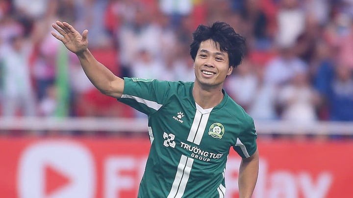 Công Phượng trở lại đội tuyển Việt Nam.