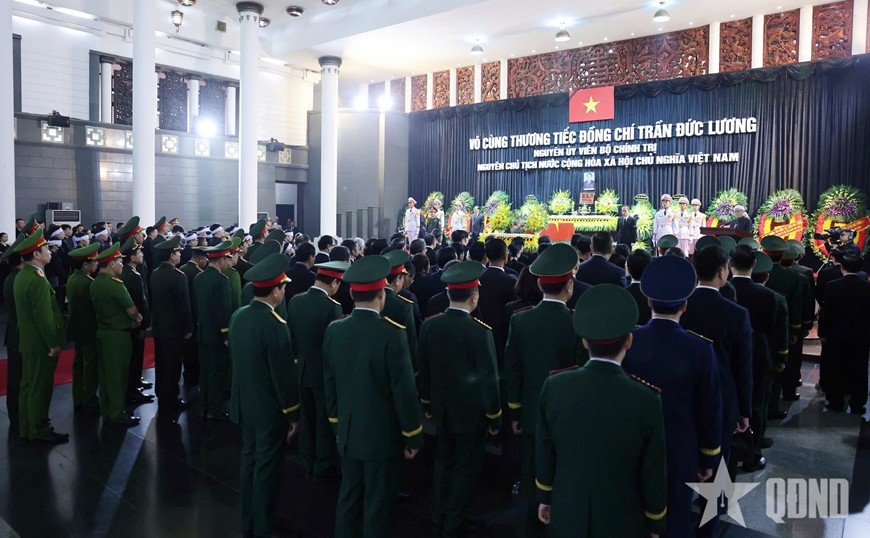 Quang cảnh Lễ truy điệu nguyên Chủ tịch nước Trần Đức Lương sáng 25-5. Ảnh: VIẾT CHUNG