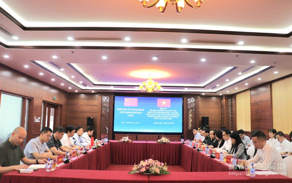 Quang cảnh buổi hội đàm