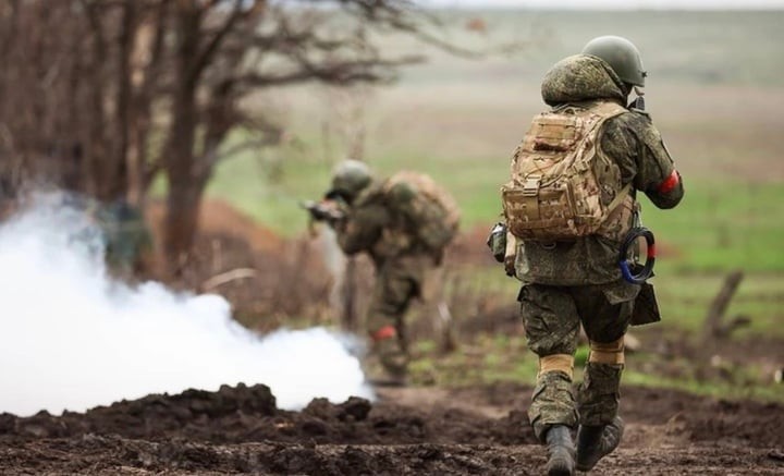 Nga đẩy mạnh tấn công lãnh thổ Ukraine. (Ảnh: TASS)