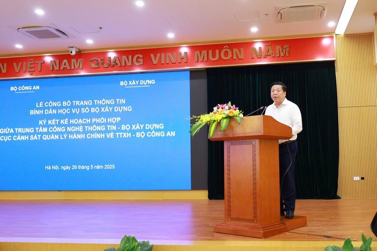 Bộ trưởng Bộ Xây dựng Trần Hồng Minh nhấn mạnh: Bộ Xây dựng xác định chuyển đổi số là một trong những đột phá chiến lược nhằm nâng cao năng suất lao động, hiệu quả quản lý nhà nước và cung cấp dịch vụ công phục vụ người dân, doanh nghiệp.