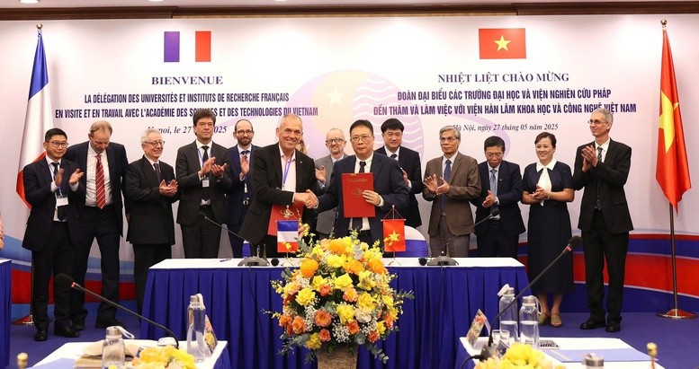 Ký kết kế hoạch hành động giữa Viện Hàn lâm KH&CN Việt Nam – Trung tâm Nghiên cứu Khoa học Quốc gia Pháp (CNRS) giai đoạn 2025 - 2028 - Ảnh: VGP/TG
