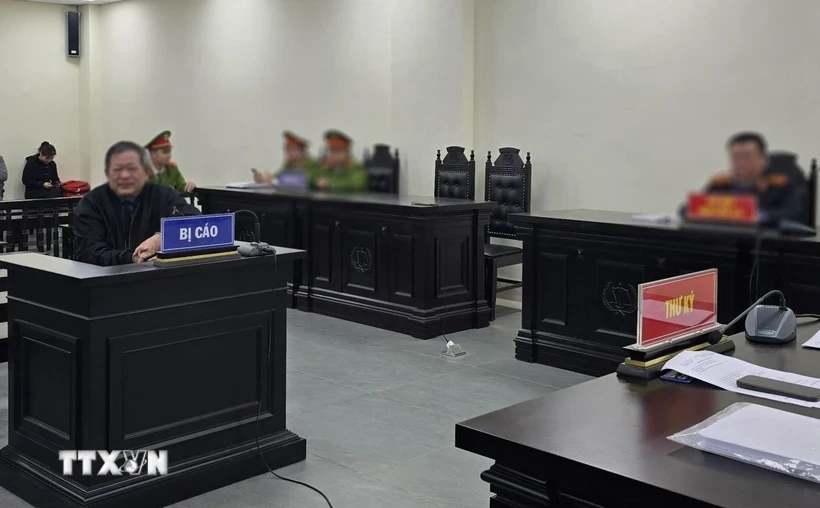 Bị cáo Trần Đình Triển tại phiên xét xử sơ thẩm. (Ảnh: Kim Anh/TTXVN)