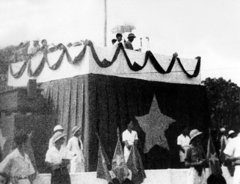 Ảnh tràn viền