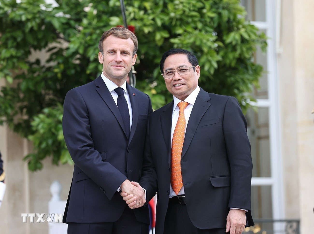 Ảnh tràn viền