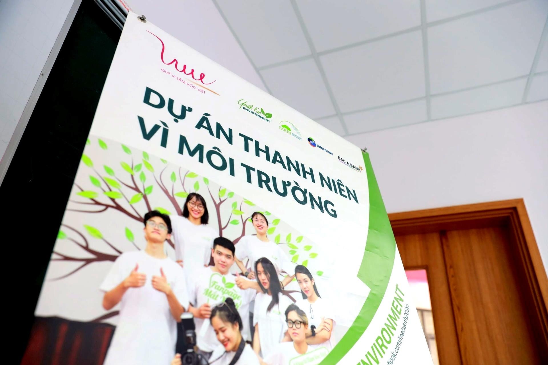 Ảnh căn phải