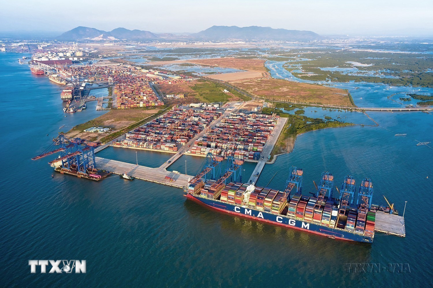 Ảnh tràn viền