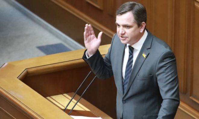 Nghị sĩ Ukraine đe dọa tấn công Quảng trường Đỏ vào Ngày Chiến thắng
