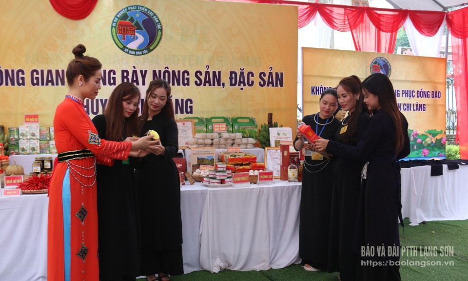 Nâng tầm nông sản địa phương
