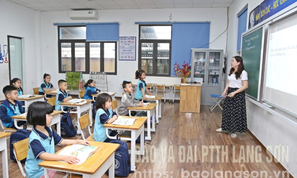 Anh Việt School: Lấy học sinh làm trung tâm