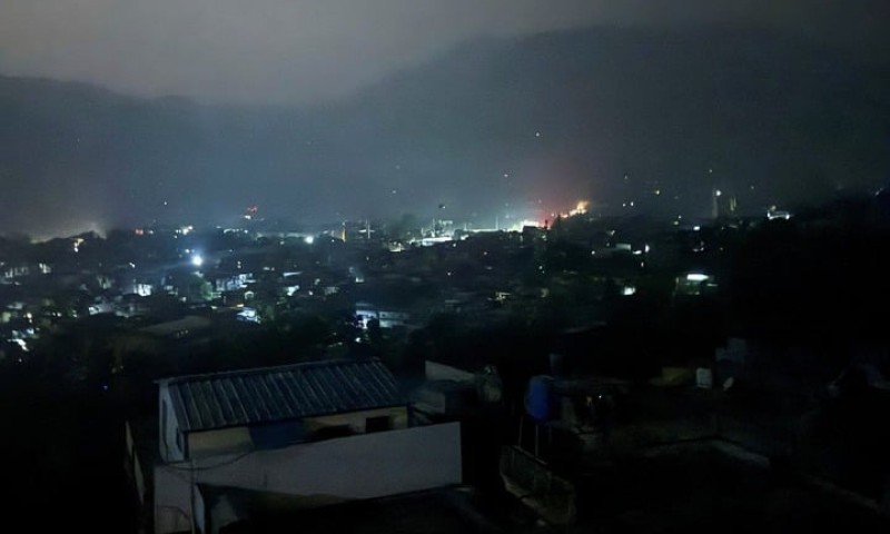 Ấn Độ tấn công Pakistan