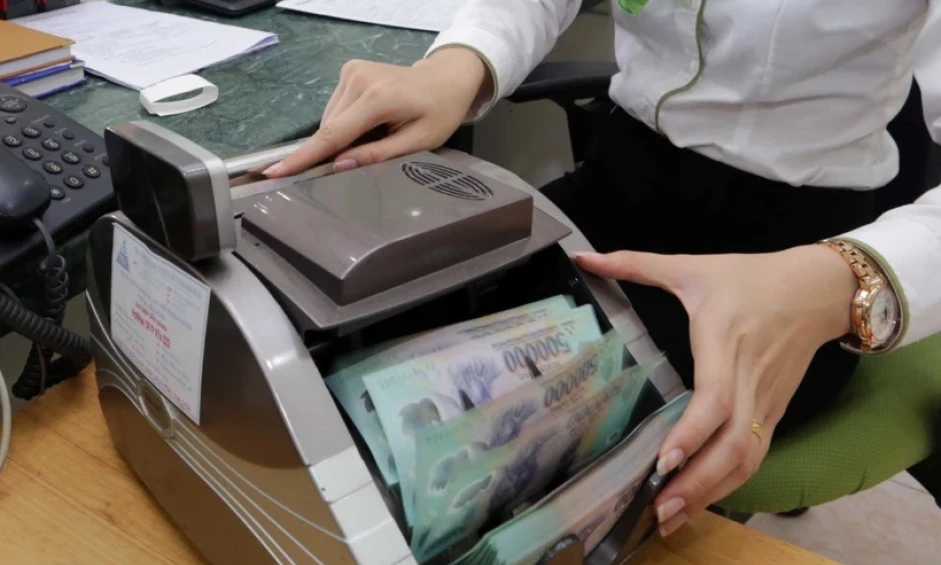 Lãi suất ngân hàng ngày 7/5: Gửi tiết kiệm online để hưởng lãi suất tốt hơn
