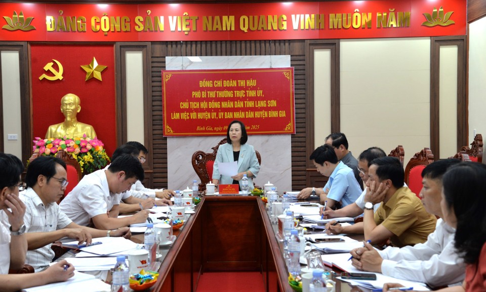 Đồng chí Phó Bí thư Thường trực Tỉnh ủy làm việc với huyện Bình Gia