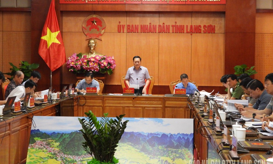 Chủ tịch UBND tỉnh phê bình các đơn vị chưa thực hiện tốt nhiệm vụ tháo gỡ khó khăn, vướng mắc các dự án