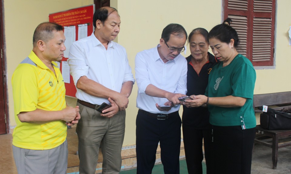 Đưa pháp luật đến dân qua điện tử