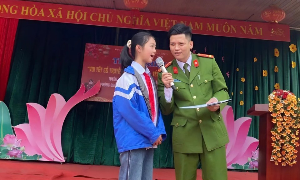 Học Bác để hoàn thiện mình hơn